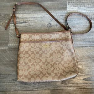 Coach Tan/Brown Signature Crossbody Shoulder Bag